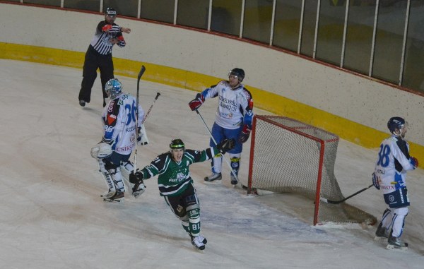 NZA-HSC_121207-DSC_0058-sml