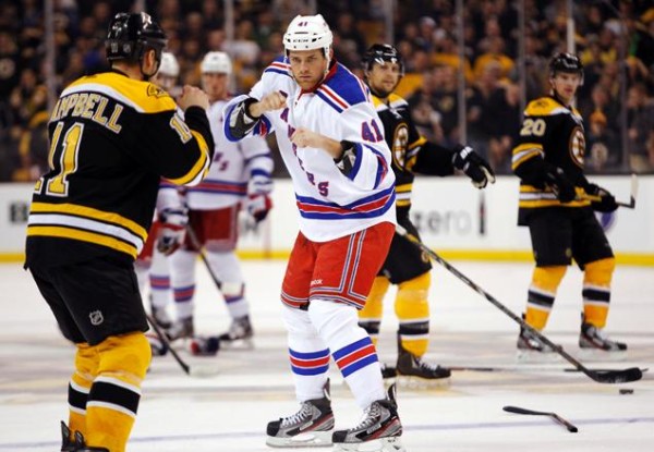 bruins-rangers-fight