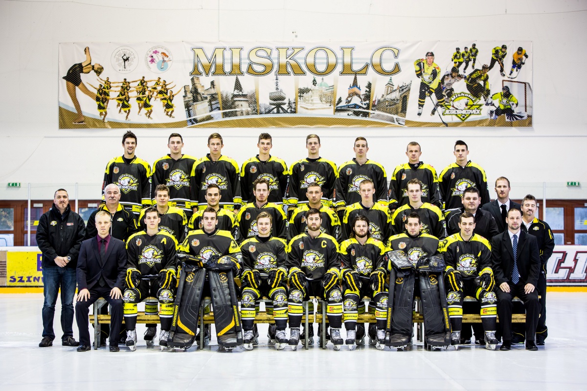 Miskolc_2013_14_csapatkep