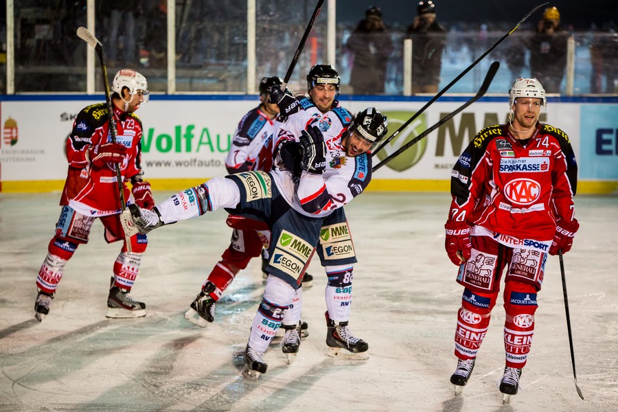 AVSKAC WC