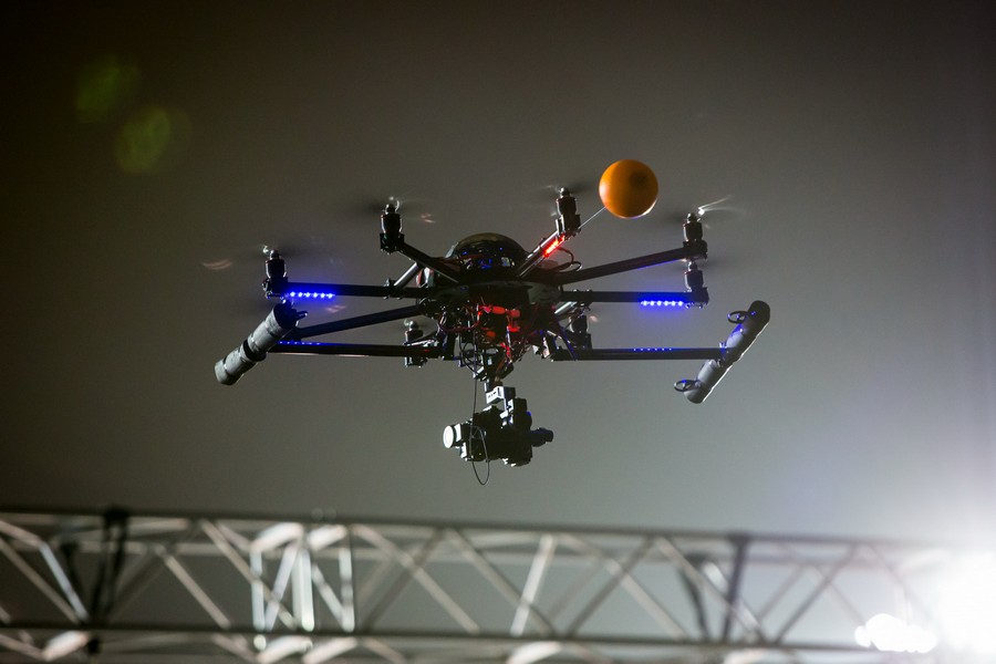 dron WC 3