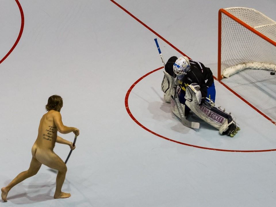 inline vb naked