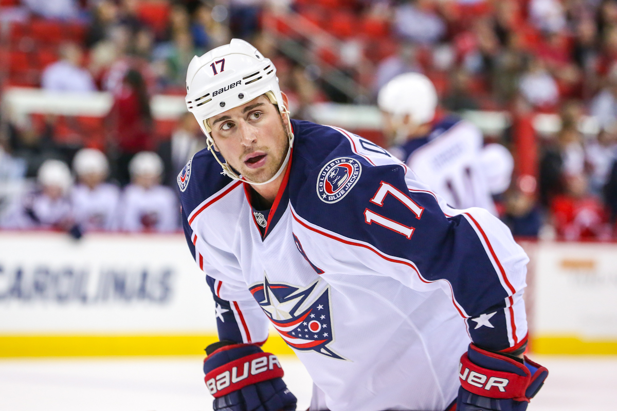 NHL 2013 - Blue Jackets Defeat Hurricanes 5-4