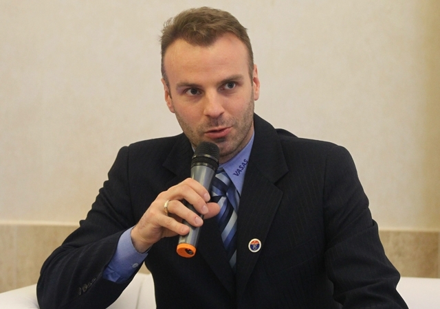 szuper levente