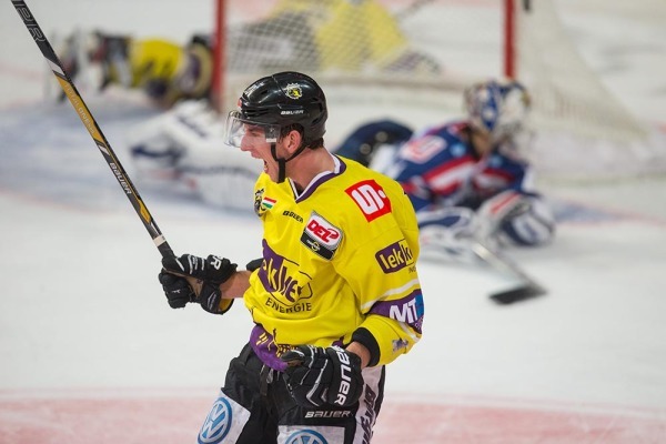 Adler Mannheim vs. Krefeld Pinguine