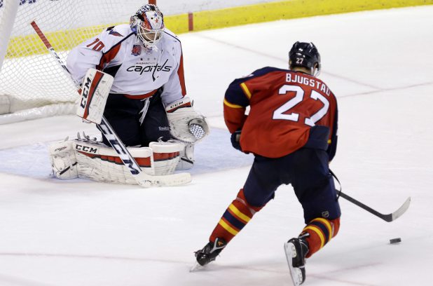Nick Bjugstad, Braden Holtby