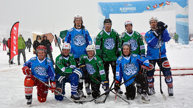 160214_pond_hockey