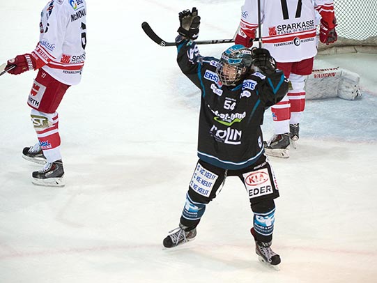 01.02.2015 EHC Liwest Black Wings Linz - HCB Suedtirol