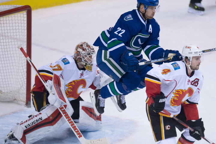 canucks-flames-720