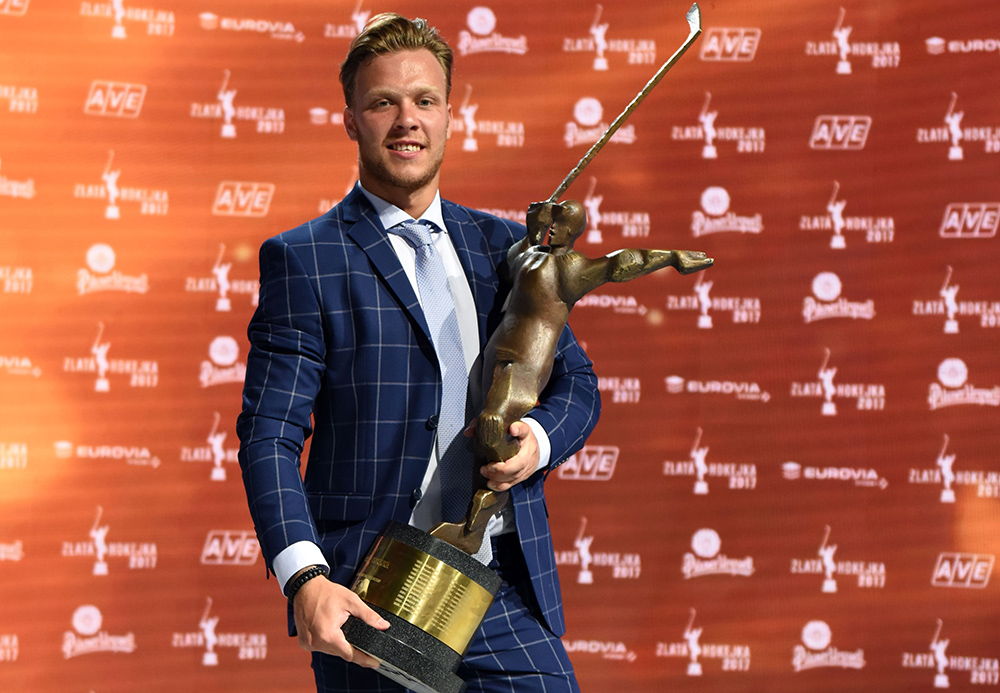 pastrnak golden stick