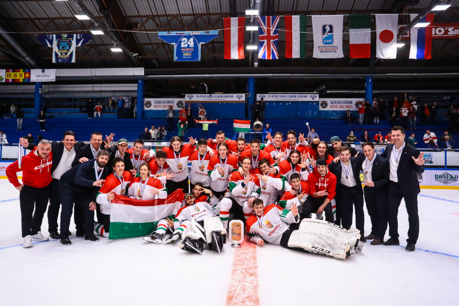 Bronze medalist team Hungary