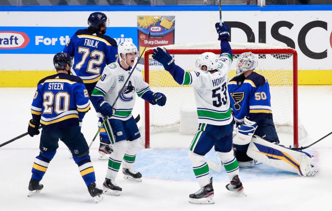 canucks 3