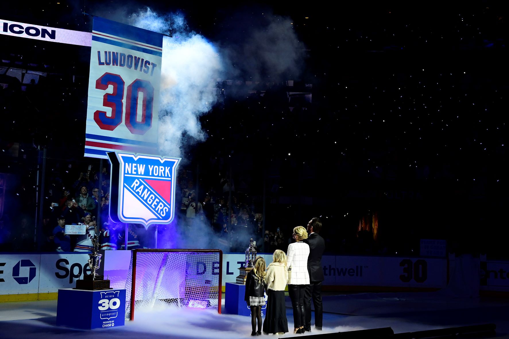 lundqvist jersey retirement 2