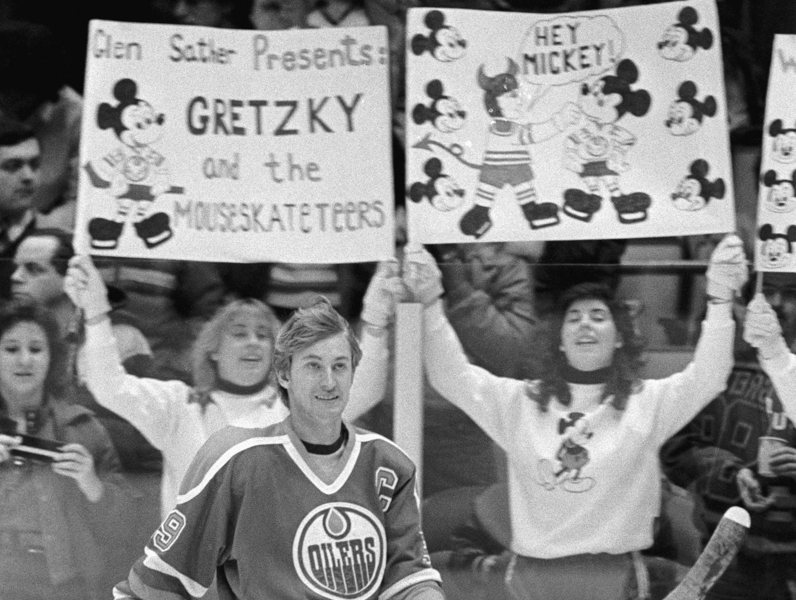 Gretzky_mickey_mouse